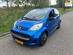 Peugeot 107 - 1.0-12V XR