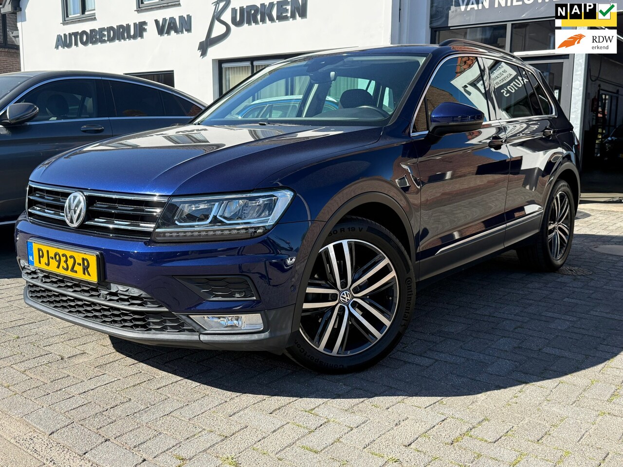 Volkswagen Tiguan - 1.4 TSI ACT Comfortline 1.4 TSI ACT Comfortline, Trekhaak,Navigatie,L.M.Velgen,Cruise control - AutoWereld.nl