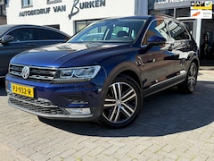 Volkswagen Tiguan - 1.4 TSI ACT Comfortline, Trekhaak, Navigatie, L.M.Velgen, Cruise control