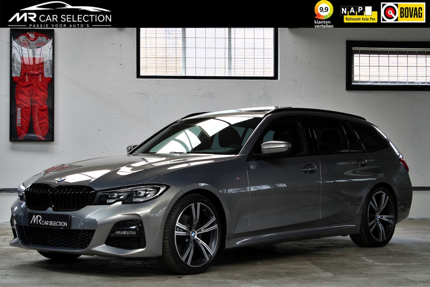 BMW 3-serie Touring - 320i Executive Edition M Sport | Panoramadak | 19" | Trekhaak | 12 maanden garantie - AutoWereld.nl