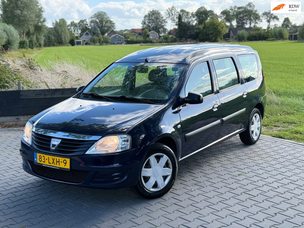 Dacia Logan MCV - 1.4 Ambiance 1e eigenaar apk 07-2027 - AutoWereld.nl