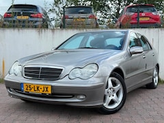 Mercedes-Benz C-klasse - 180 K. Elegance/AIRCO/CRUISE/143631 KM NAP/APK 04-2027/