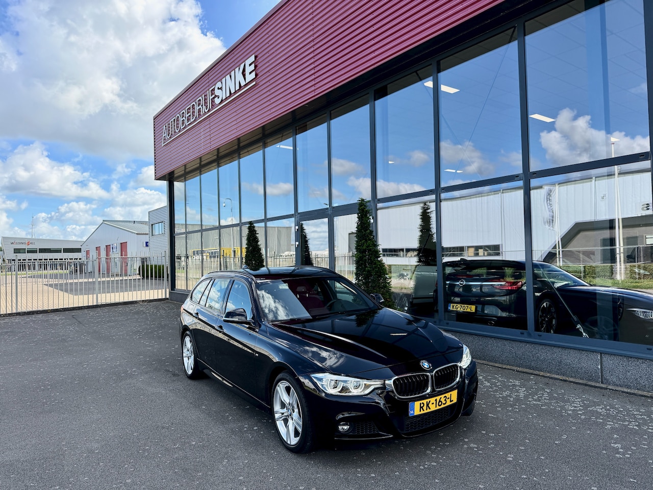 BMW 3-serie Touring - 318i Corporate Lease Executive 318i Corporate Lease Executive - AutoWereld.nl