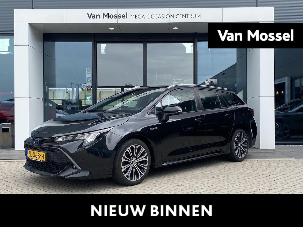 Toyota Corolla Touring Sports - 2.0 Hybrid First Edition 2.0 Hybrid First Edition - AutoWereld.nl