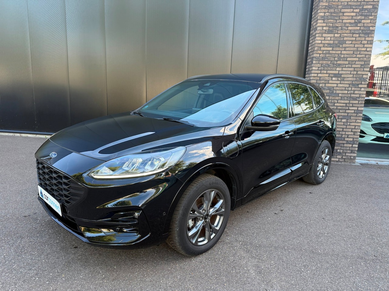 Ford Kuga - 2.5 225pk PHEV ST-Line Navi, Elk. klep, AGR stoelen, HUD, Navi, Camera's etc. etc. - AutoWereld.nl