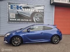 Opel Astra GTC - 2.0 Turbo OPC 280pk. Brembo, Recaro, Bi-Xenon