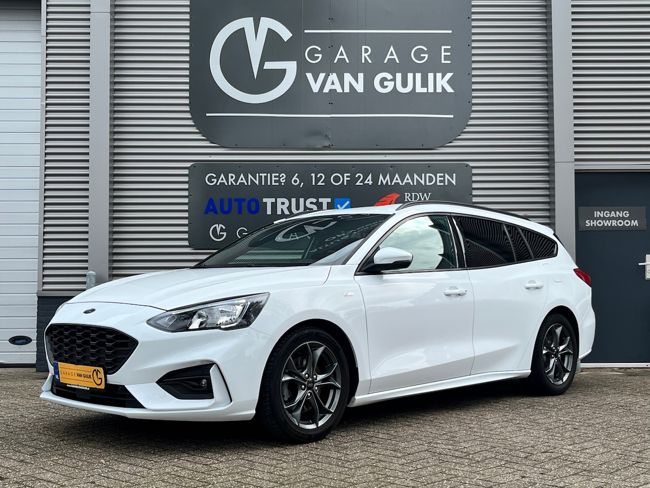 Ford Focus Wagon - 1.0 ST Line Business 125PK Automaat,Navi,Clima,Cruise,Isofix,Carplay,Stoel+StuurVerwarming - AutoWereld.nl
