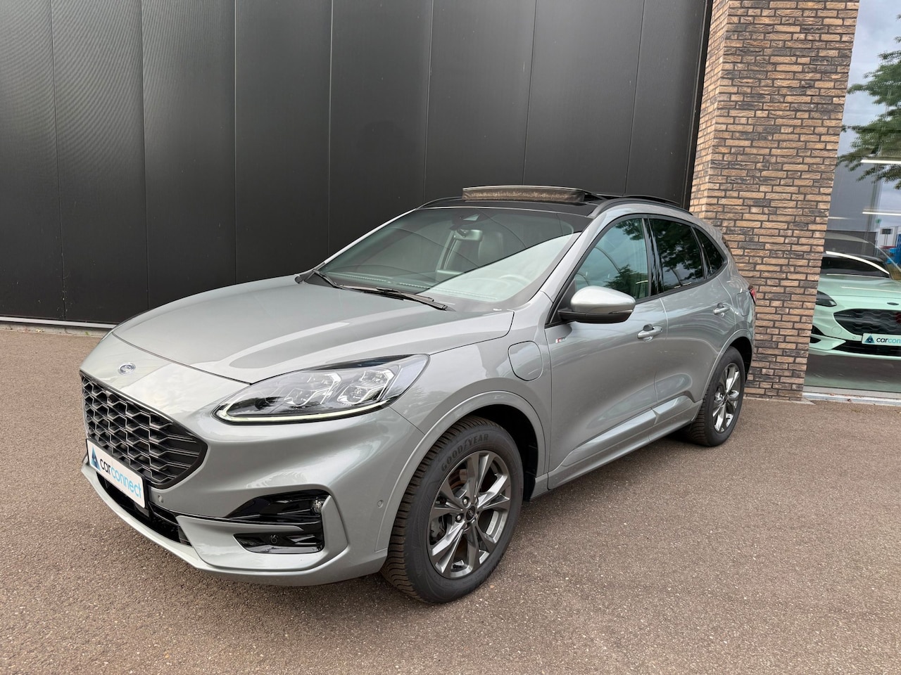 Ford Kuga - 2.5 225pk PHEV ST-Line X Panorama, HUD, B&O, BLIS, Adop cruise, etc. etc. - AutoWereld.nl