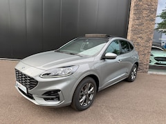Ford Kuga - 2.5 225pk PHEV ST-Line X Panorama, HUD, B&O, BLIS, Adop cruise, etc. etc