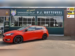 Ford Focus - 1.5 Red Edition