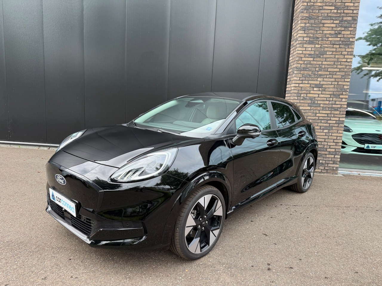 Ford Puma Gen-E - Premium 44 kWh Navi, Adop cruise, 360-gr camera, BLIS, Elk klep, Alcantara leder etc. - AutoWereld.nl