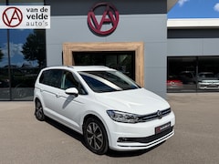 Volkswagen Touran - 1.5 TSI 150pk Highline | Trekhaak | Led | Carplay | 17 Inch | Rijklaar incl. garantie