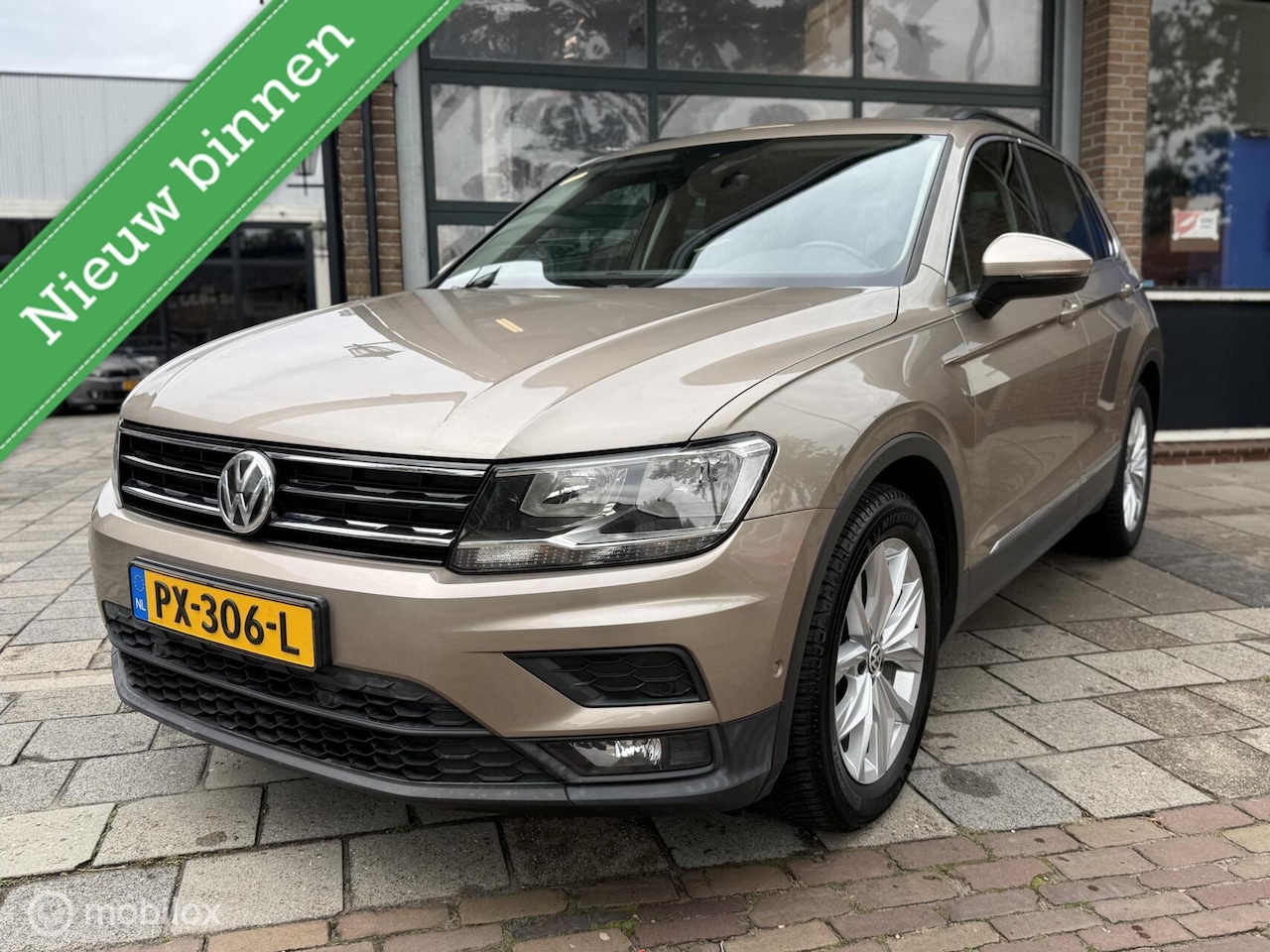 Volkswagen Tiguan - 1.4 TSI ACT Automaat | Camera | Trekhaak | CarPlay - AutoWereld.nl