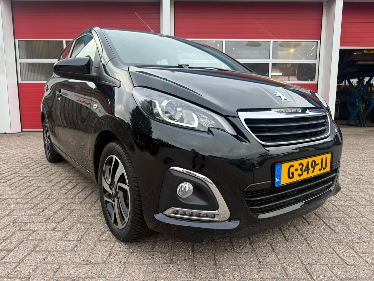 Peugeot 108 - 1.0 e-VTi 73 PK | Allure | Airco | 5-drs | - AutoWereld.nl