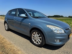 Hyundai i30 - 1.6i Style|nieuwe APK|