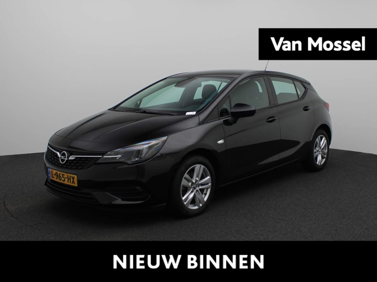 Opel Astra - 1.2 Edition | Airco | Navigatie | Parkeerhulp | LED Verlichting | - AutoWereld.nl