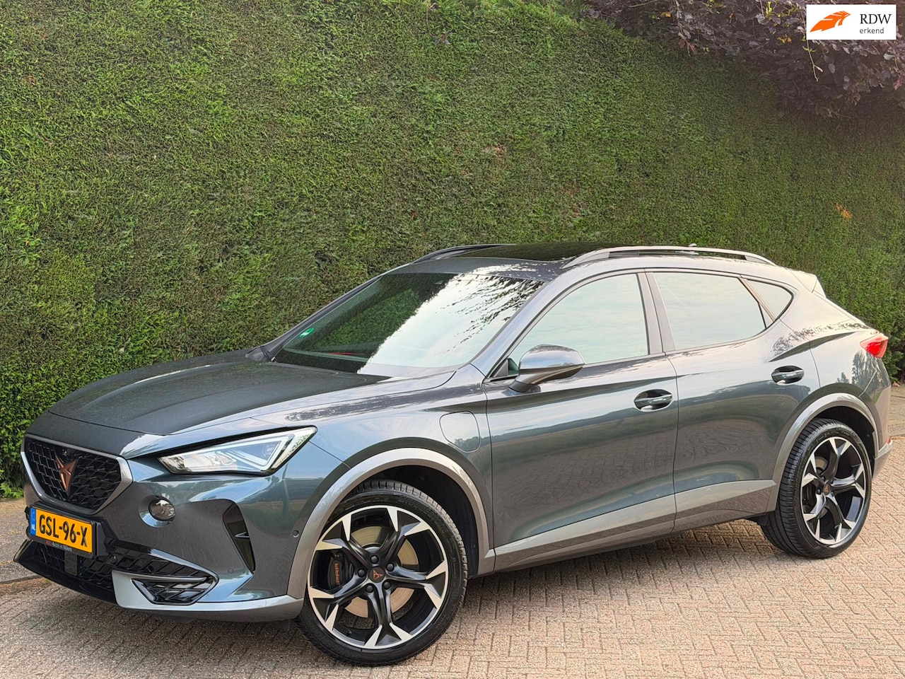 CUPRA Formentor - 1.4 e-Hybrid RIJD NIEUW/PANO/KUIP/FULLOPTIES - AutoWereld.nl