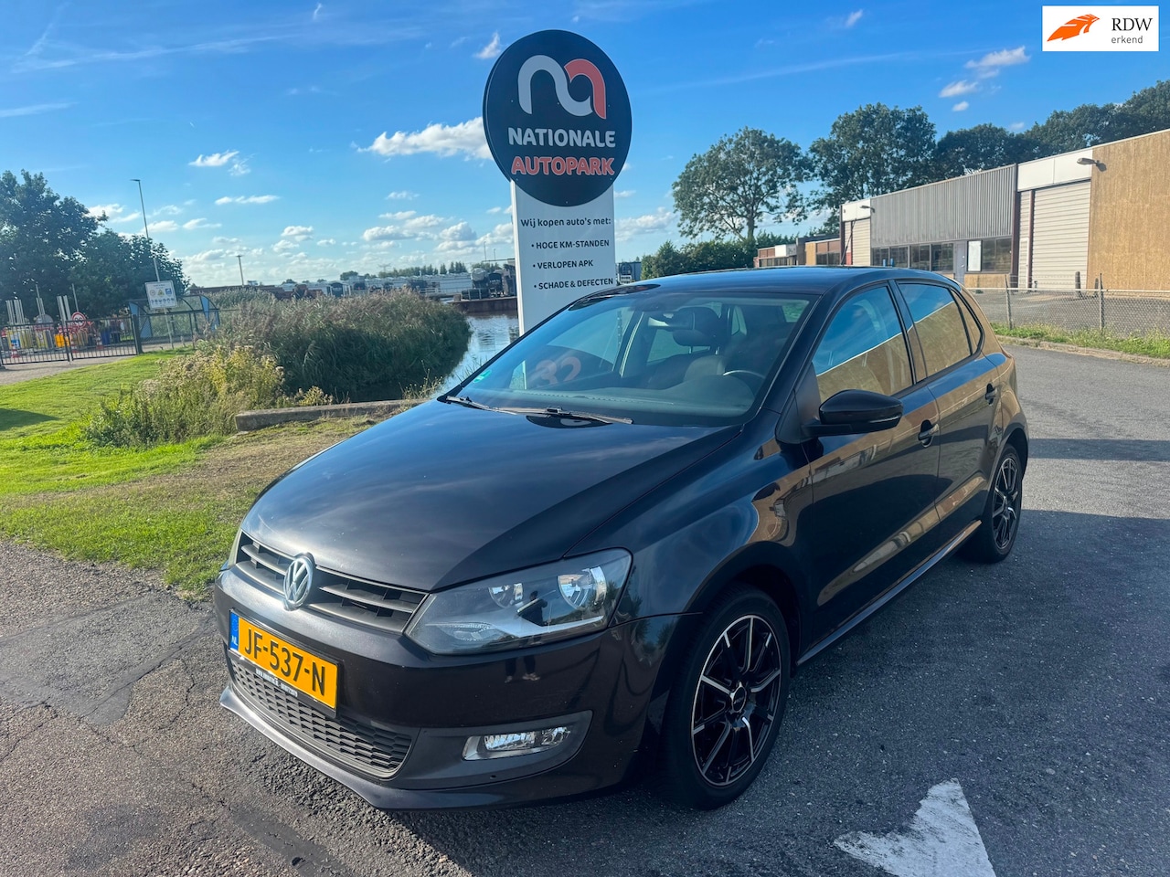 Volkswagen Polo - | 2011 | 1.6 TDI Trendline | 90 pk | AIRCO | APK 2027 - AutoWereld.nl