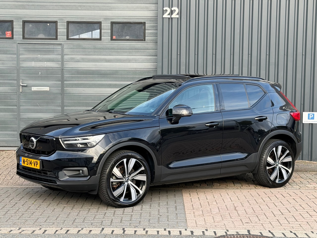 Volvo XC40 - Recharge Pro|1e Eig|Pano|Memory|H&K|Haak Wegk|360cam|Dealer Onderhouden - AutoWereld.nl