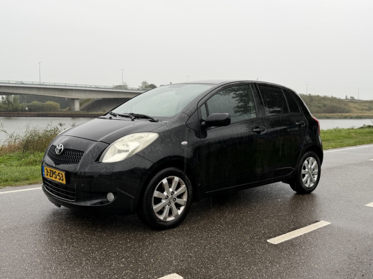 Toyota Yaris - 1.3 VVTi Sol MMT 1.3 VVTi Sol MMT - AutoWereld.nl