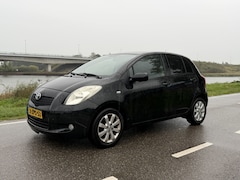 Toyota Yaris - 1.3 VVTi Sol MMT