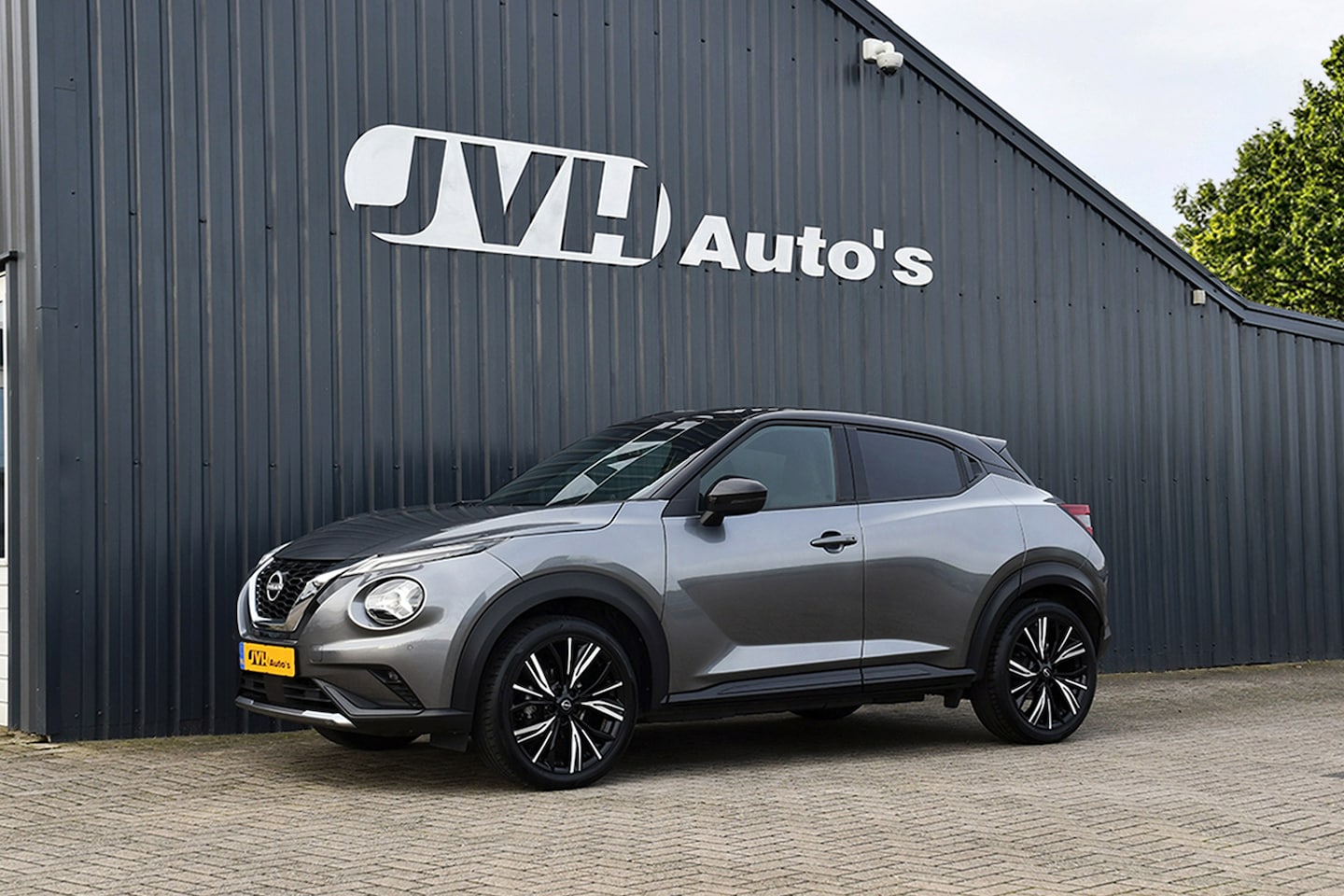 Nissan Juke - 1.0 DiG-T N-Design Sport 07-2023 | BTW | Bi-Tone | 1/2Leder | Navi | Keyless | 19" - AutoWereld.nl