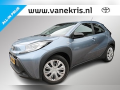 Toyota Aygo X - 1.0 VVT-i MT Play, Apple Carplay & Android Auto, Camera , Cruise Control, Lane Assist,