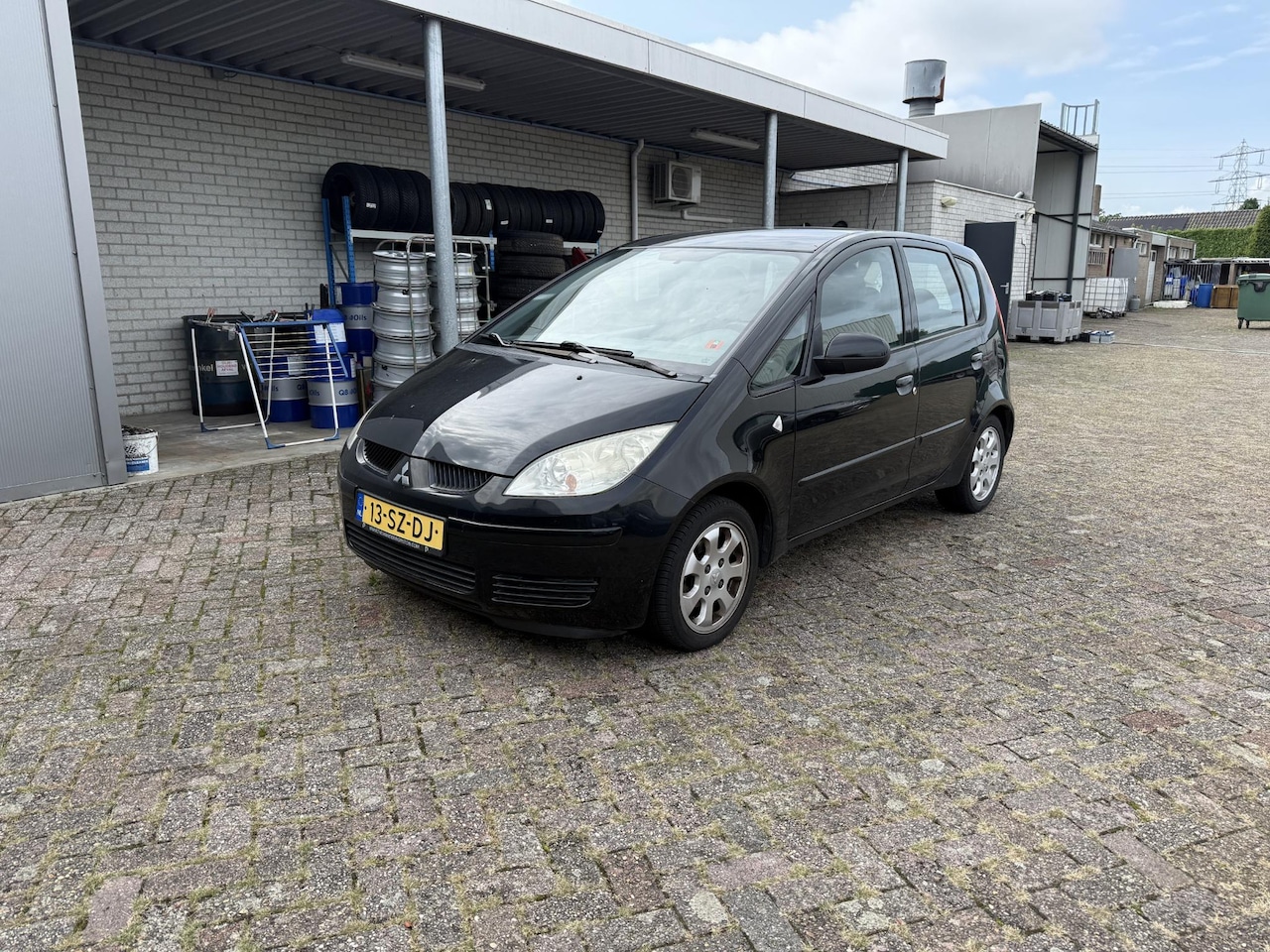 Mitsubishi Colt - 1.3 Invite | ALL-Season banden | Meeneemprijs - AutoWereld.nl