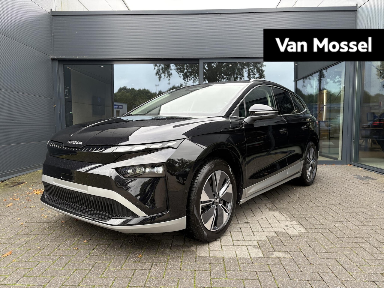 Skoda Enyaq iV - 85 Business Edition 286 PK | Elektrische Stoelen | Panoramadak | Head-up Display |  360 Gr - AutoWereld.nl