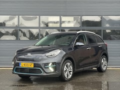 Kia e-Niro - EXECUTIVELINE 64 kWh (100% SOH) I SCHUIF/KANTELDAK I STOELVERWARMING I APPLE CARPLAY I PRE