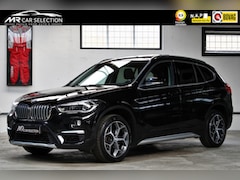 BMW X1 - sDrive20i Orange Edition II | X-Line | Panoramadak | Head-Up | 18 inch | NL auto | 2e eige