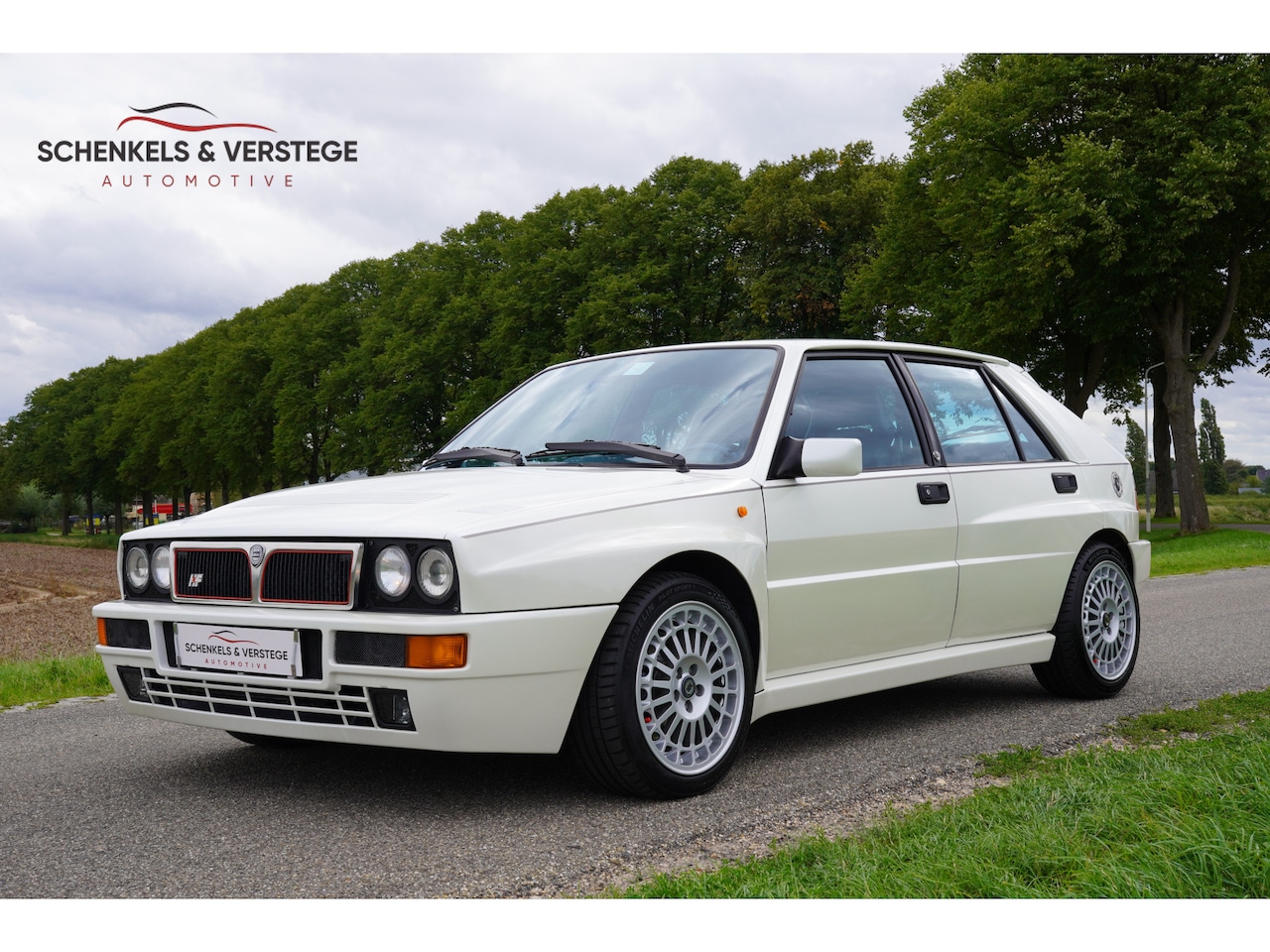 Lancia Delta - 2.0-16V HF Integrale Evoluzione II Bianco Perlato / 1 of 365 / Recaro / Original / Speedli - AutoWereld.nl