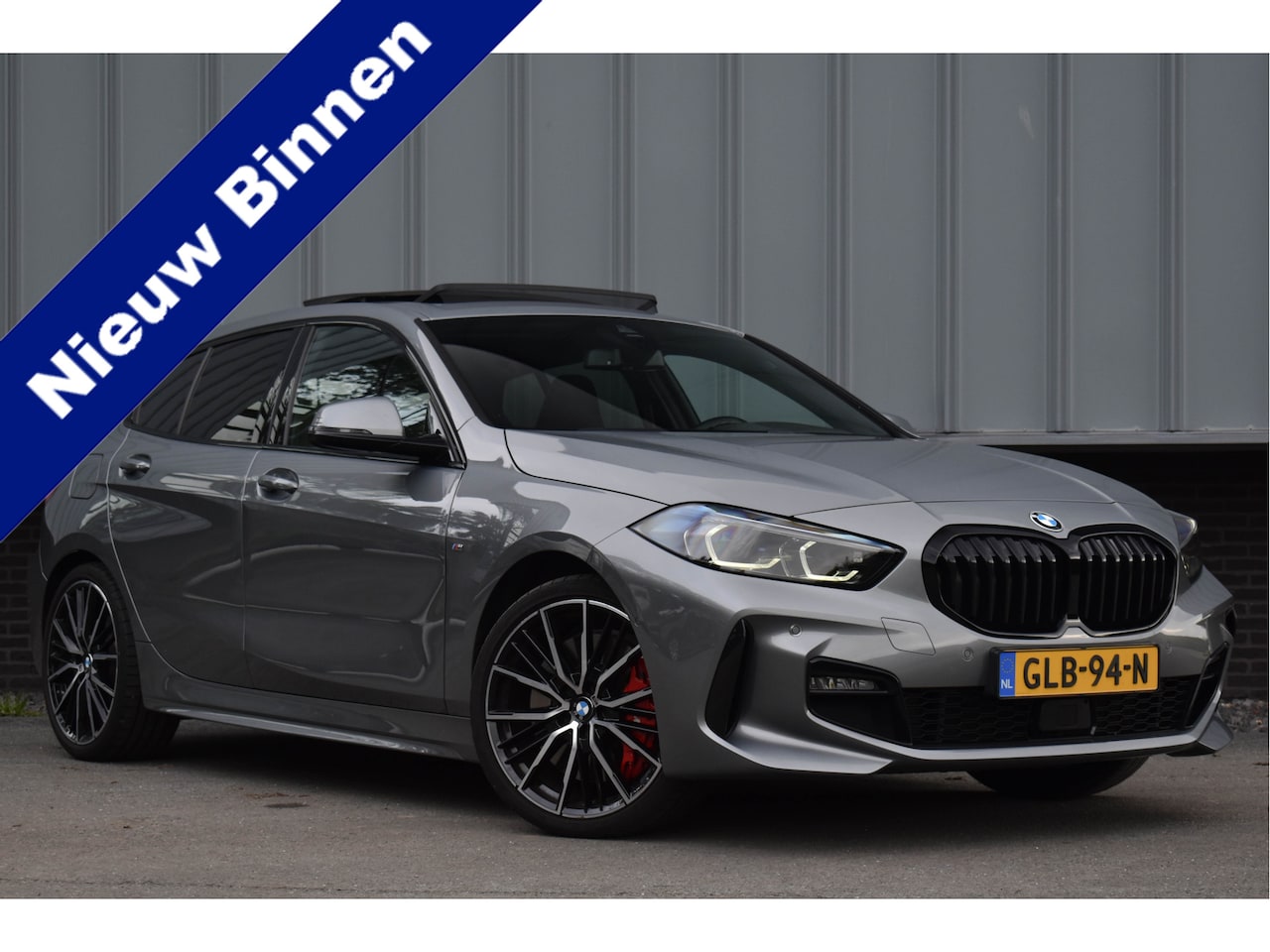 BMW 1-serie - 118i M-Sport Pro | VOL !! | Schaalstoel | Harman/Kardon | Head Up | Pano | Electr Stoel - AutoWereld.nl