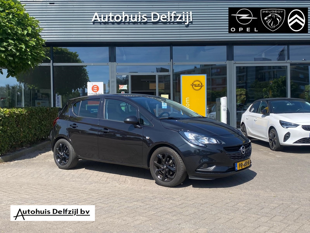 Opel Corsa - 1.4 66KW/90PK 5D AUTOMAAT - AutoWereld.nl