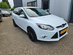 Ford Focus Wagon - 1.0 EcoBoost Titanium|Clima|Cruise|Navi