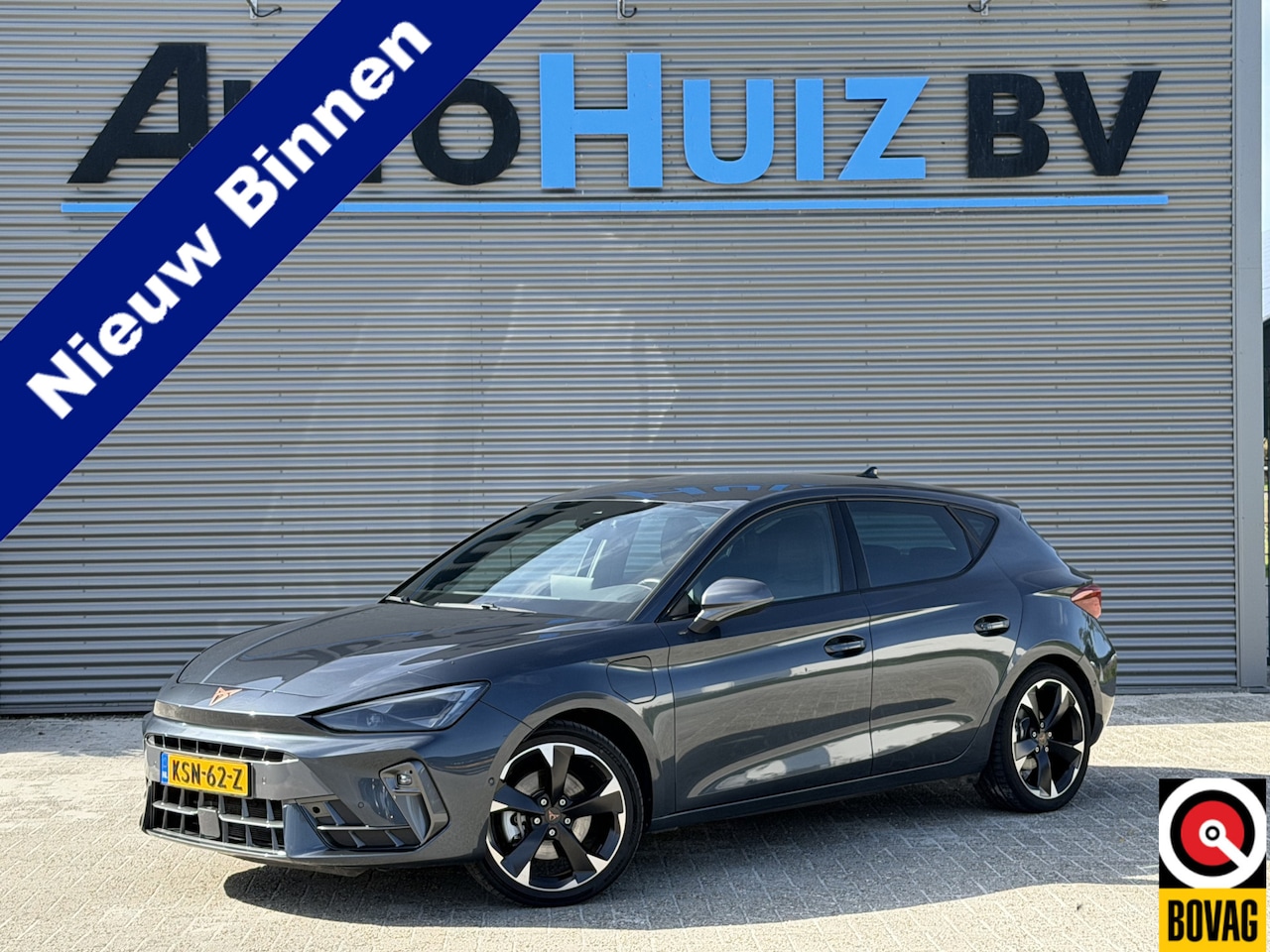 CUPRA Leon - 1.5 TSI e-Hybrid 204 PK Business Carplay Achteruitrijcamera Keyless Entry Stuurverwarming - AutoWereld.nl