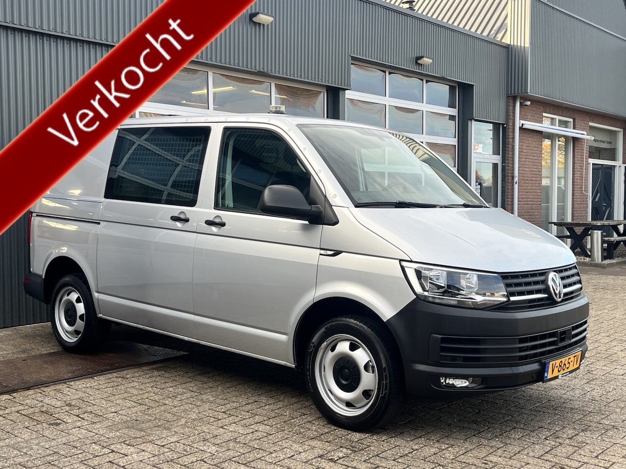 Volkswagen Transporter - 2.0 TSI L1H1 Automaat Benzine DSG Dubbele Schuifdeur Airco Cruise controle Bpm vrij Trekha - AutoWereld.nl