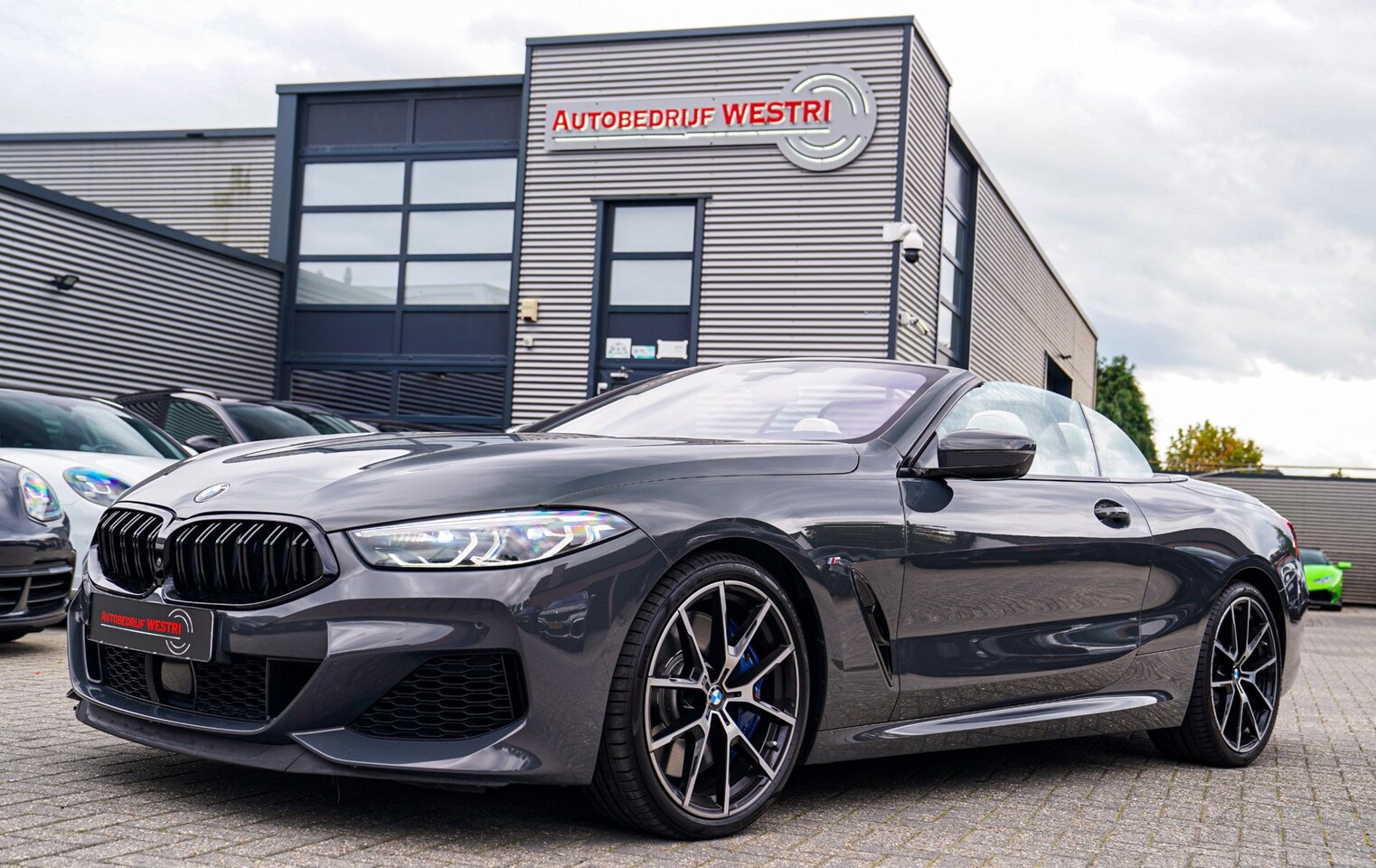 BMW 8-serie - M850i xDrive High Executive | Head Up Display | Bowers & Wilkins | 360 Camera | Laser | St - AutoWereld.nl