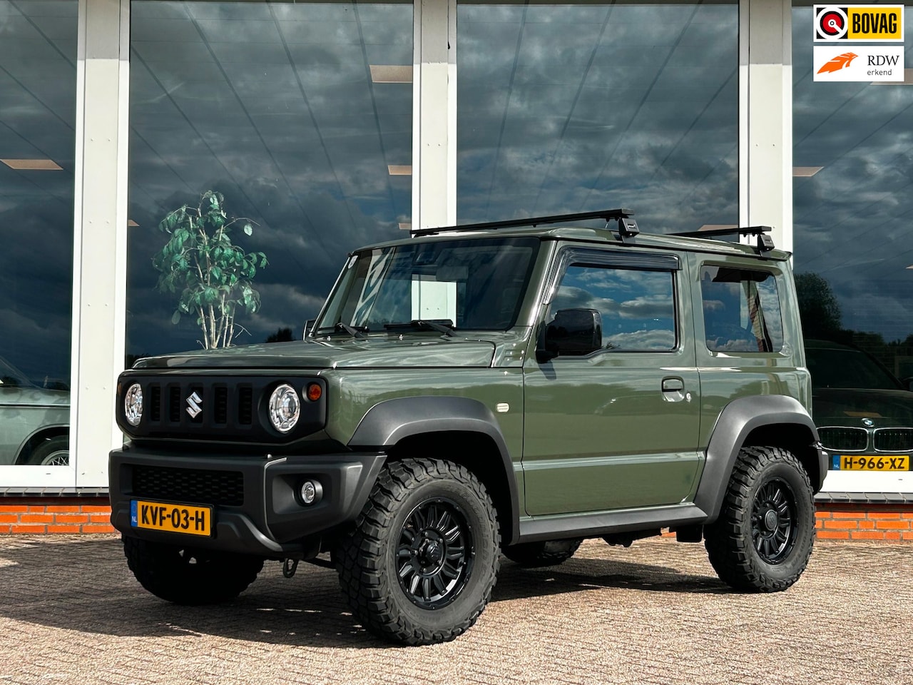 Suzuki Jimny - 1.5 Style AUT. 4-persoons AllGrip (4x4) - 29.224 KM - Nieuwstaat - AutoWereld.nl