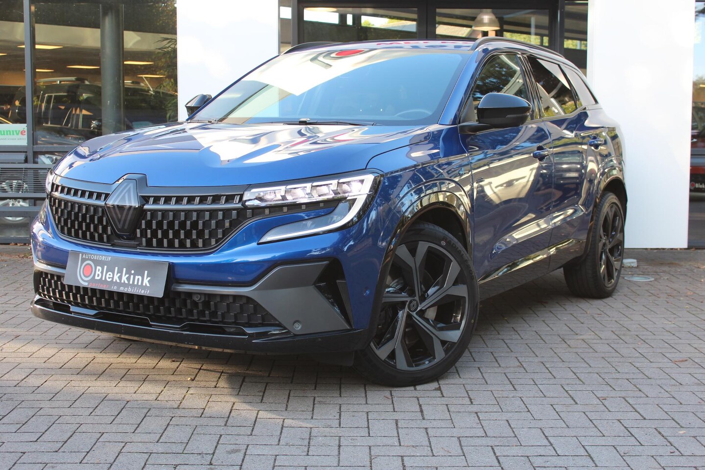 Renault Austral - 1.2 E-Tech full hybrid 200 Iconic Esprit Alpine HUD,4 wielbstr,Adap cruis. - AutoWereld.nl