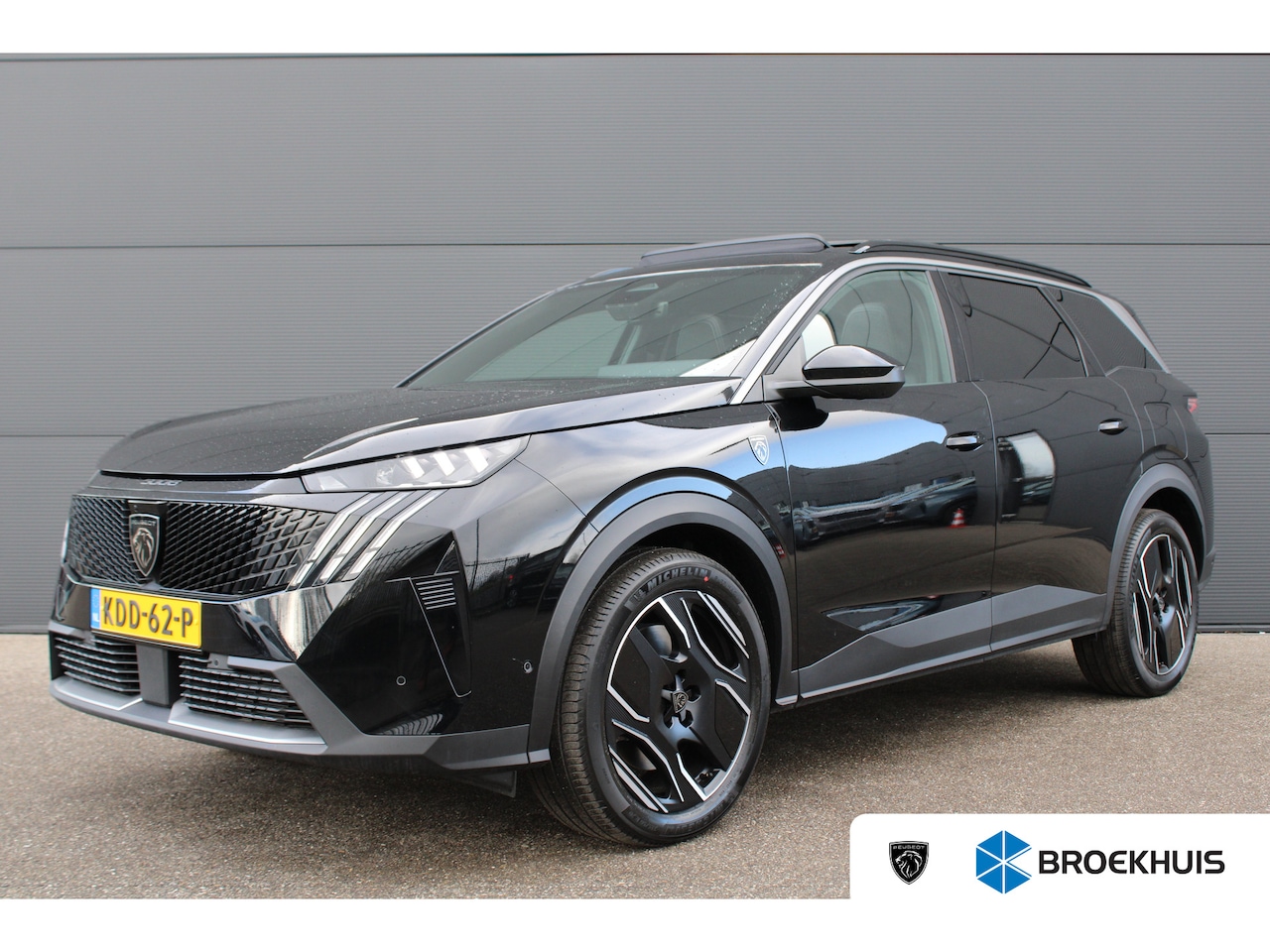 Peugeot 5008 - 1.6 Plug-in Hybrid 195 GT Exclusive | Panorama/schuifdak | Lederen bekleding | Massage | S - AutoWereld.nl