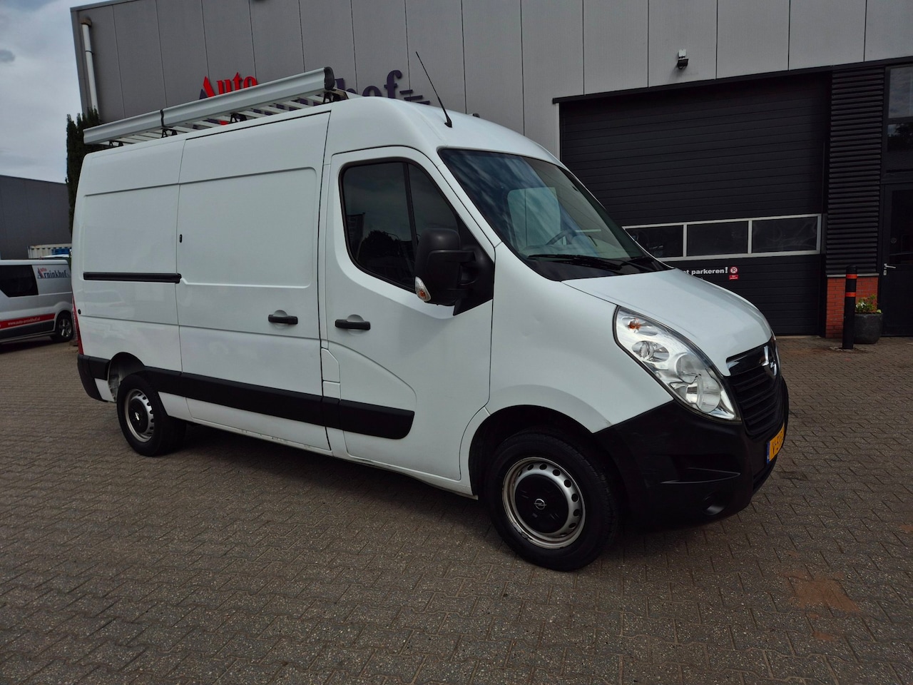 Opel Movano - 2.3 CDTI L2H3 2.3 CDTI L2H3 - AutoWereld.nl