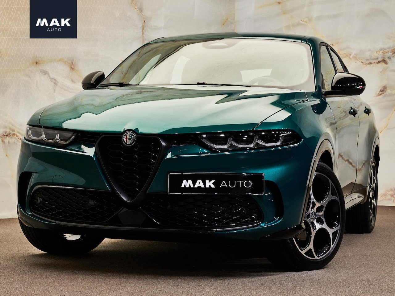 Alfa Romeo Tonale - 1.5T Hybrid Sprint 1.5T Hybrid Sprint , 19", ACC, camera, Full-LED, keyless, winter pack - AutoWereld.nl