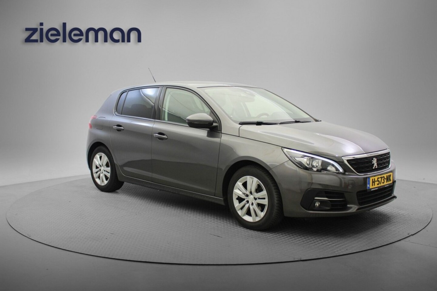 Peugeot 308 - 1.2 PureTech Executive - Panorama, Carplay, Cruise - AutoWereld.nl