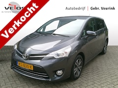 Toyota Verso - 1.8 VVT-i Business Trekhaak Navi Pdc V+A