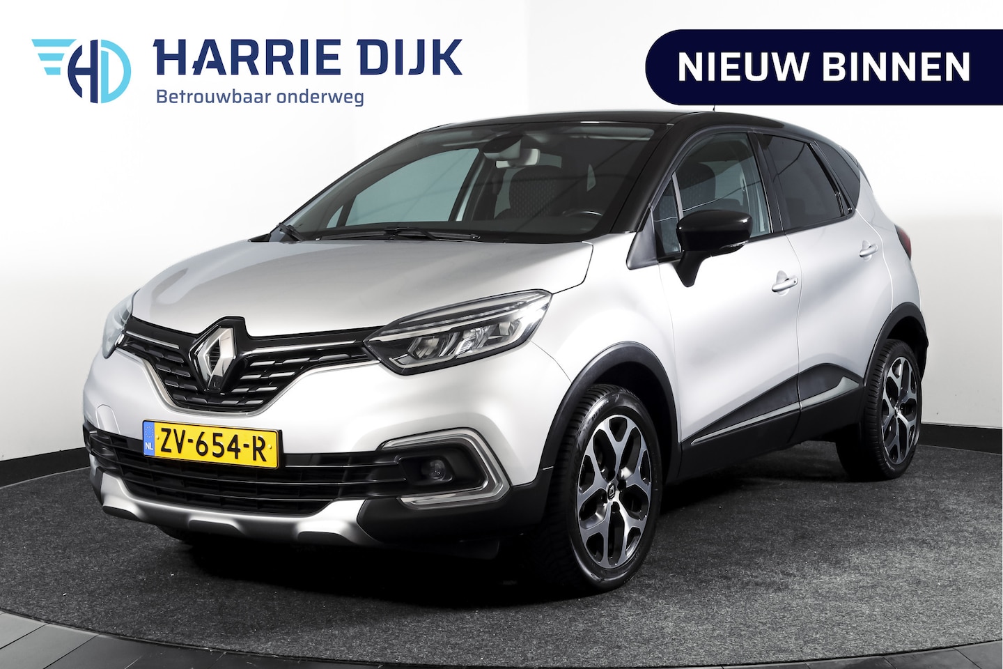 Renault Captur - 1.2 TCe 120 PK Intens - Automaat | Trekhaak | Cruise | Stoelverw. | PDC | NAV | ECC | LED - AutoWereld.nl