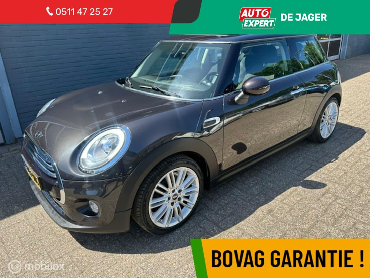 MINI 3-Deurs - 1.5 Cooper Chili / Panorakadak / Gratis afleverpakket incl bovag garantie - AutoWereld.nl