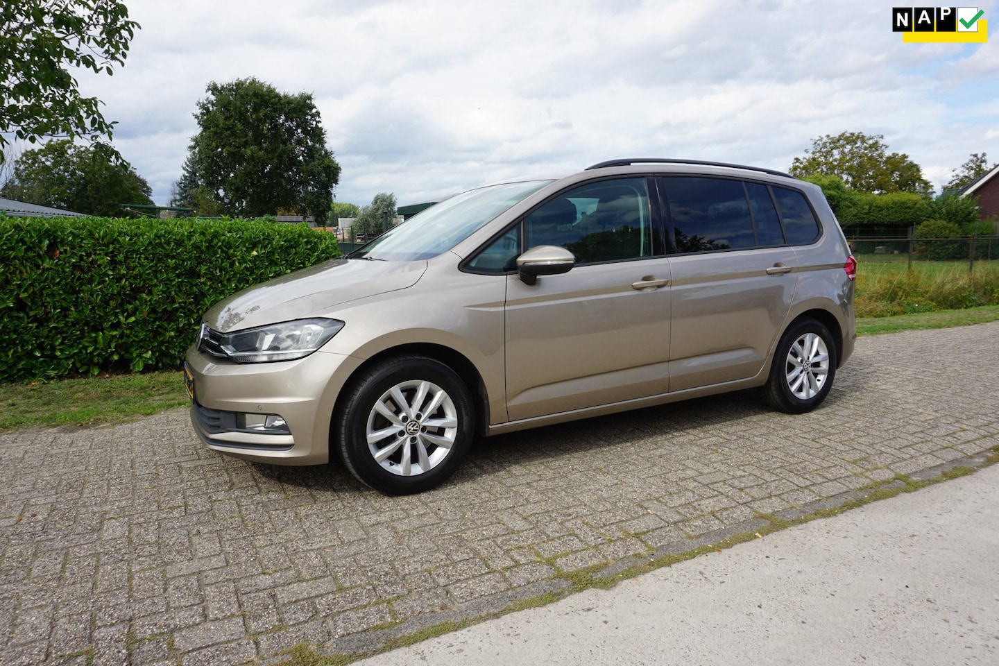 Volkswagen Touran - 1.2 TSI Comfortline 7p 1.2 TSI Comfortline 7 persoons - AutoWereld.nl