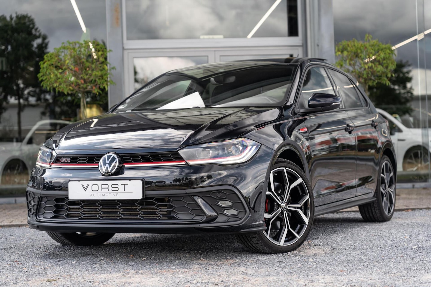 Volkswagen Polo - 2.0 TSI GTI Pano DSG Beats ACC Stoelverw - AutoWereld.nl