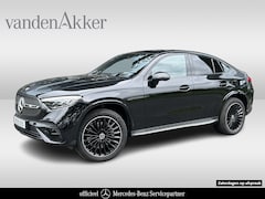 Mercedes-Benz GLC-klasse Coupé - 300e AMG // Burmester // Distronic // Panoramadak // 360 Camera // Memory // Treeplanken /